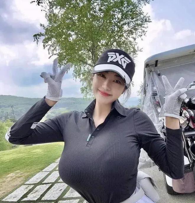 ayoung辣度指数爆表的美女模特麻将胡了试玩模拟器韩国网红tash(图5)