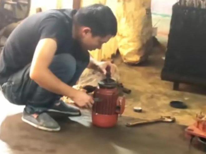 身份曝光老公自杀二婚被赶出门本人回应麻将胡了2试玩网站女子带两娃摆摊后续(图25)