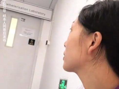 身份曝光老公自杀二婚被赶出门本人回应麻将胡了2试玩网站女子带两娃摆摊后续(图29)